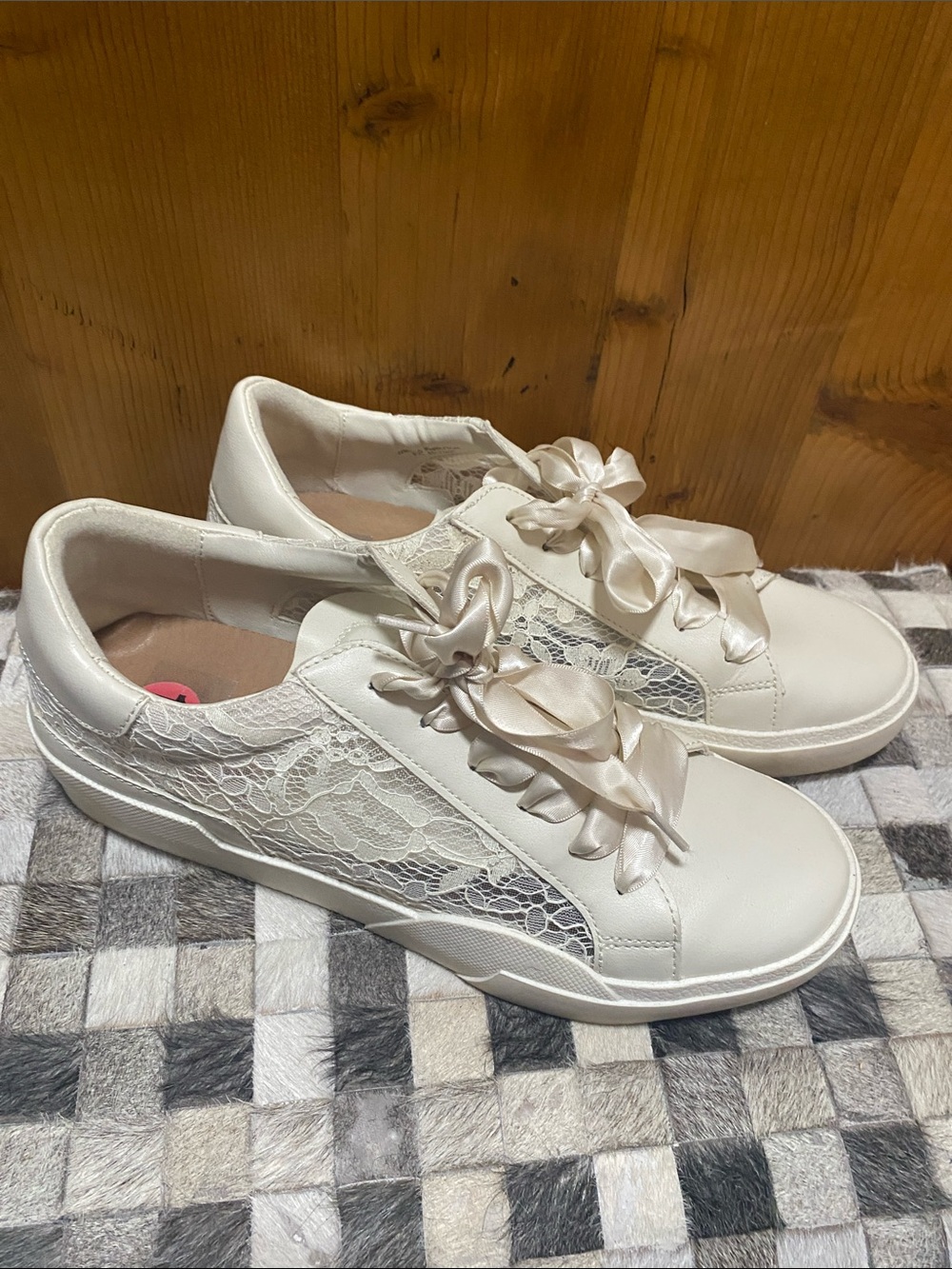 Dolce Vita Cream Lace-Up Sneakers with Satin Ribbon Laces - Picture 3 of 4